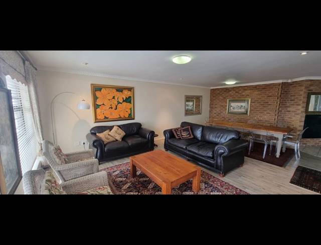 4 BEDROOM HOUSE FOR SALE IN MOSSEL BAY CENTRAL